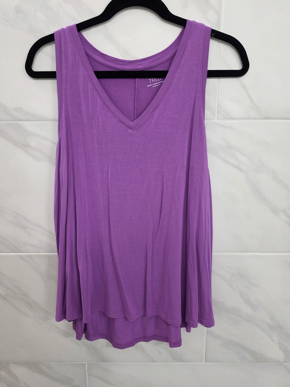 Time and Tru Lavender V-Neck Swing Tank Top